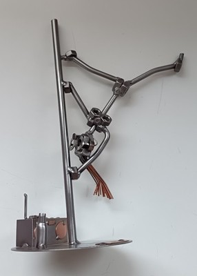 Steelman24 I Pole Dance mit Radio I Handarbeit I Stahlfigur I Metallfigur