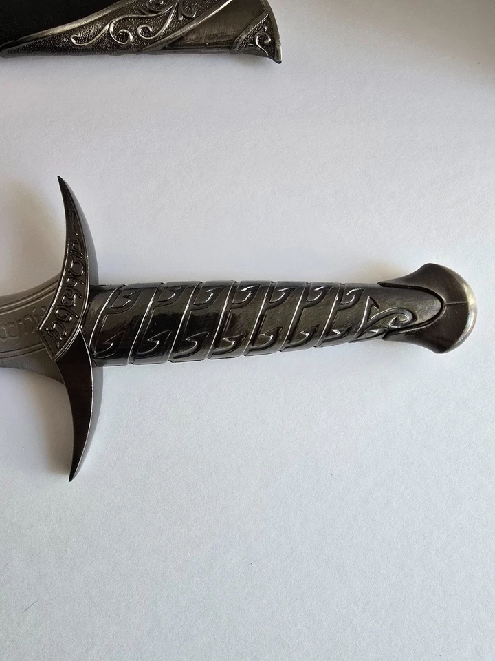 Lord of the Rings Sting Sword w/ Scabbard – 24” Full Metal Blade - Image 3 of 4