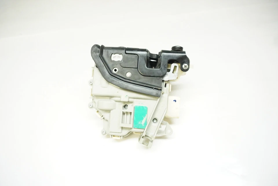 Actuador de cerradura de puerta de pasajero AUDI RS5 13-15 OEM Foto 3 de 3
