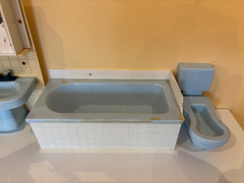 Möbel Puppenküche 60/70er Jahre Badezimmer Badewanne Dusche Waschbecken Alibert - Bild 2 von 3