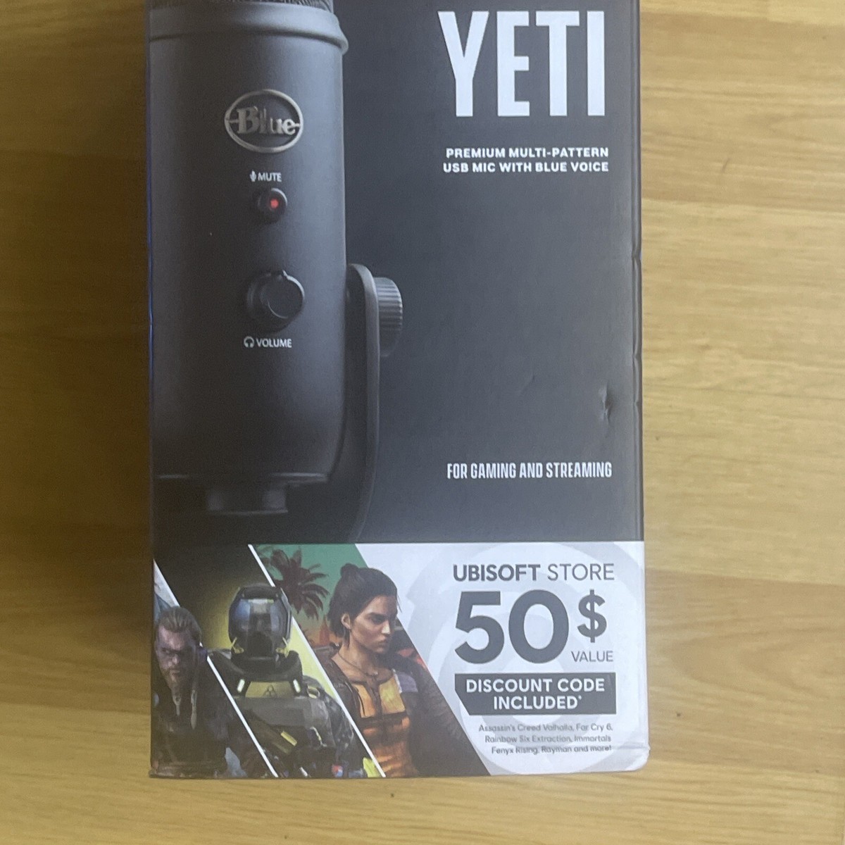 Blue Microphones Blackout Yeti USB Microphone with Ubisoft