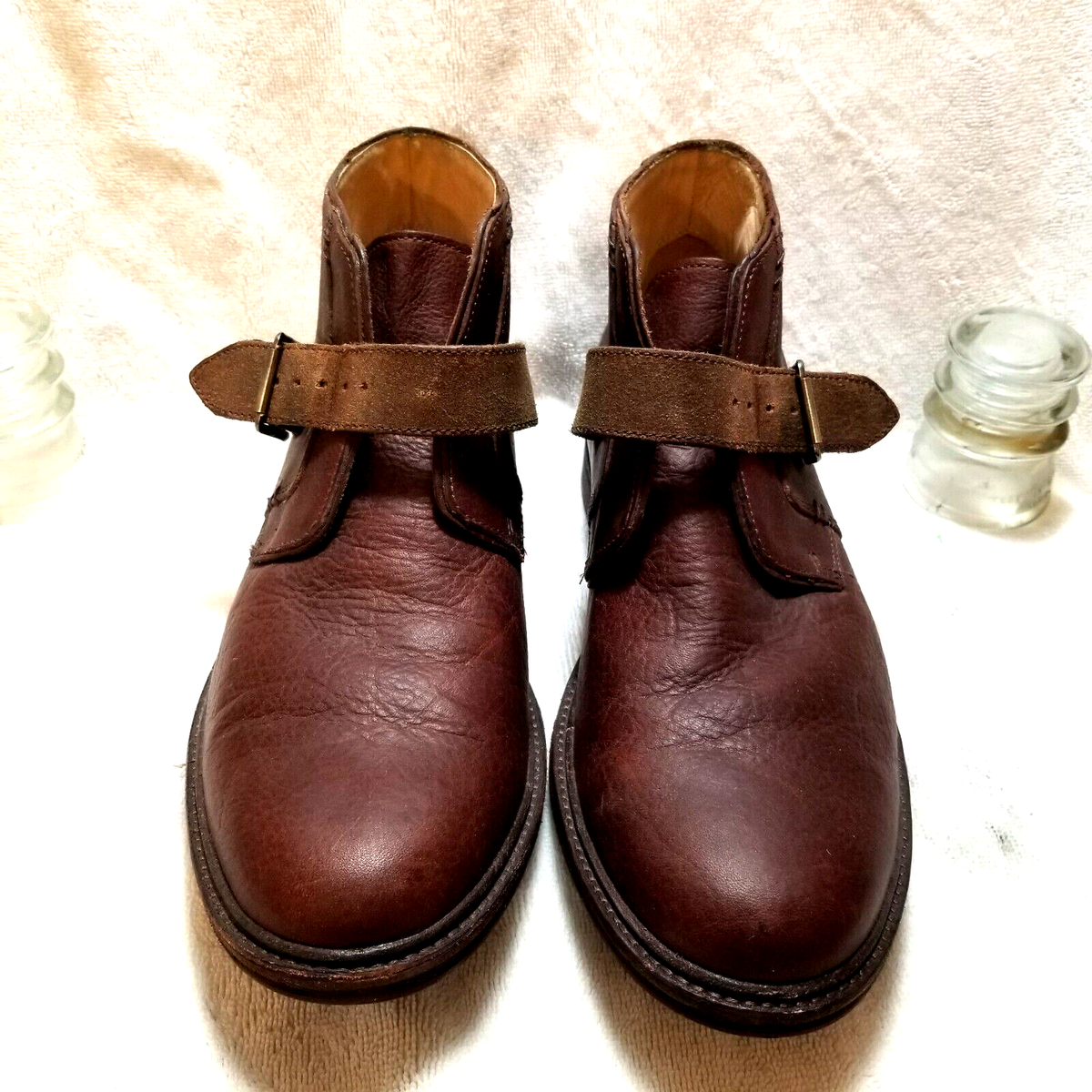 UGG Australia Mens sz 10 ankle boots Brown w buckle Casual  display picture 3