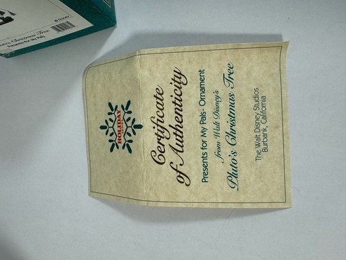Walt Disney Classics Collection Pluto's Christmas Tree Presents for My Pals - Picture 7 of 7
