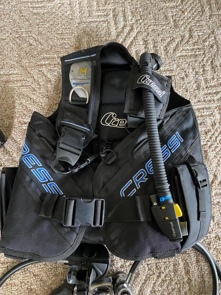 Paquete regulador mediano Cressi BCD y 1ª y 2ª etapa Foto 2 de 4