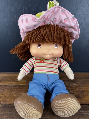 STRAWBERRY SHORTCAKE VINTAGE 2004 RARE LARGE DOLL 16 INCH WITH SOUNDS