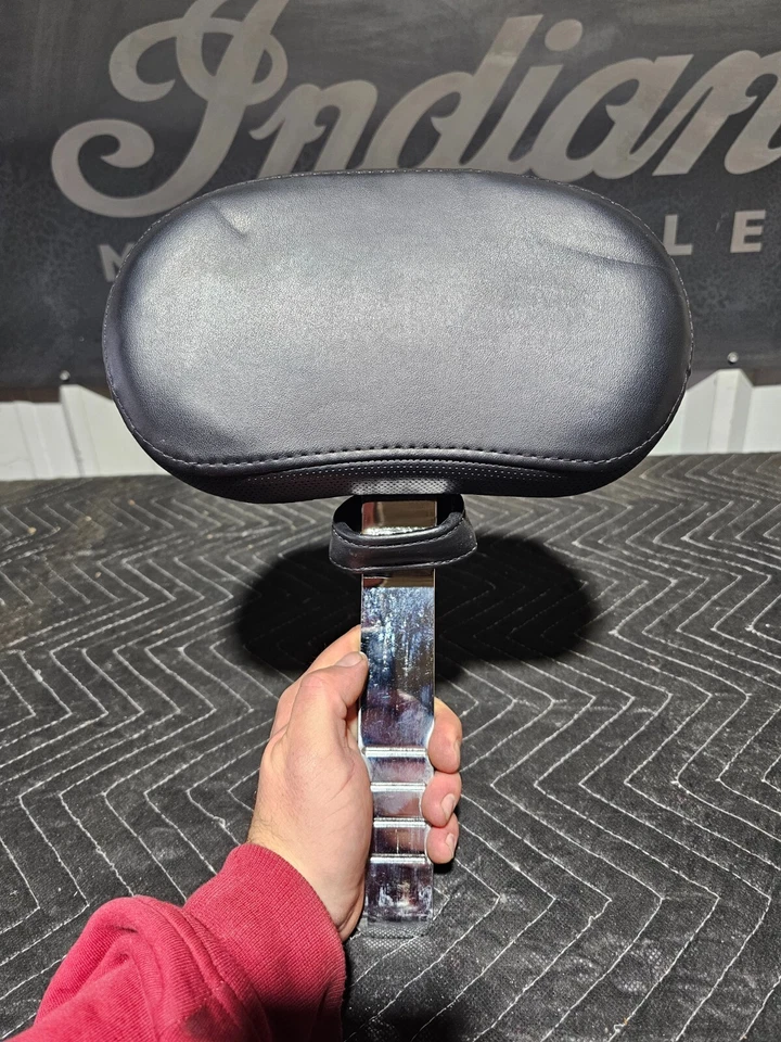 Almohadilla respaldo conductor Indian Motorcycle 2879542-VBA Foto 3 de 4