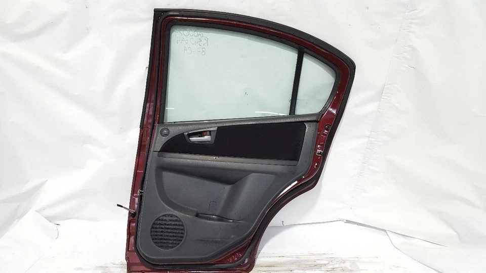 Puerta trasera derecha Borgoña OEM 2008 2009 2010 2011 2012 2013 Suzuki SX4 tracción delantera 4 puertas Foto 4 de 4
