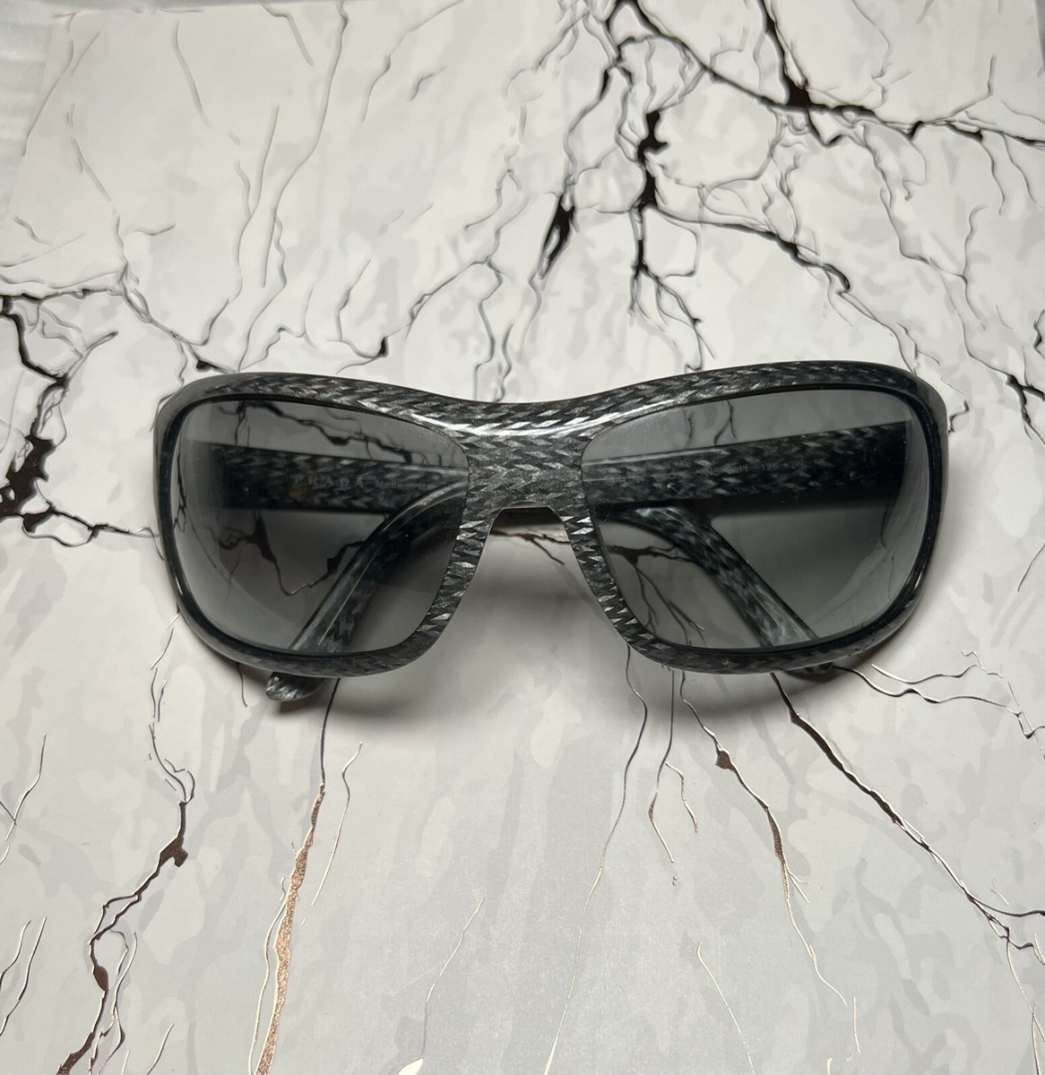 Prada Vintage Y2K polarized sunglasses Prada | Accessories | Prada Vintage Y2k Polarized Sunglasses  main image 4