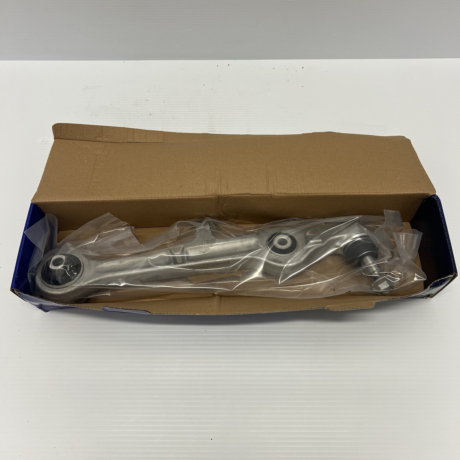 Wishbone / Suspension Arm Front Lower NST2007 NAPA Track Control 8E0407151ES1
