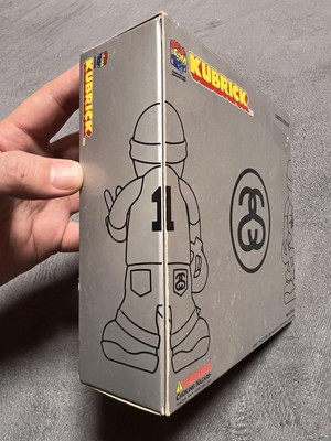 小物 Stussy MEDICOM TOY 90s old Stussy x Medicom Toy Figure No Box suede shoes NEW
