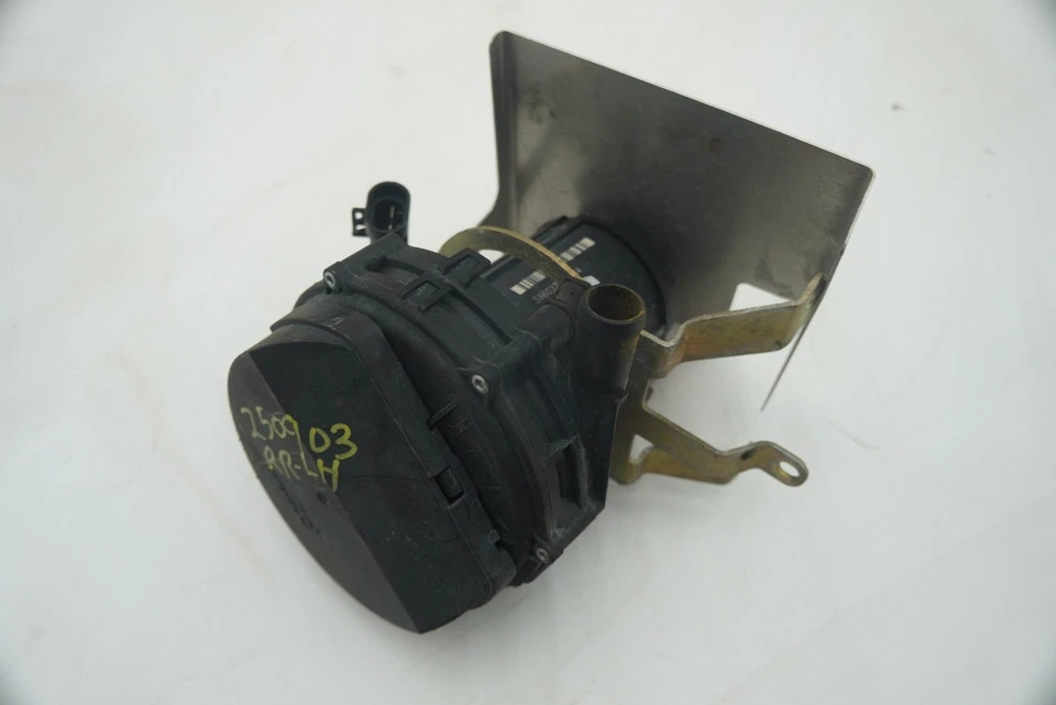 Bomba de inyección secundaria de smog de aire 181197 OEM Ferrari 360 2004 430 575 599 612 Foto 2 de 4