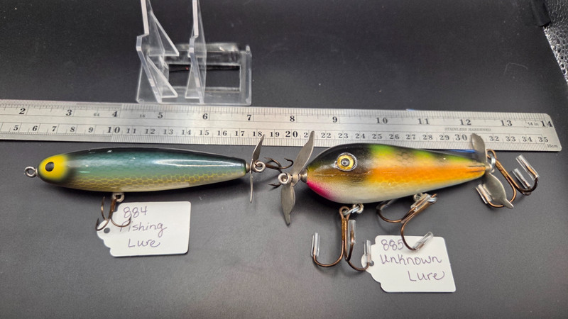 884, 885  Lot of 2 Wood Bass, Pike, Musky Fishing Lures.