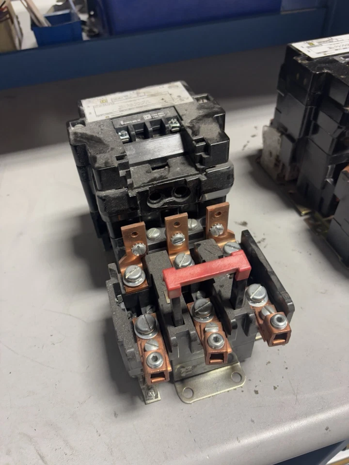 Square D 8536SE01S Motor Starter Series A NEMA Size 3 600VAC Max 8536 SE01S USED - Image 3 of 4