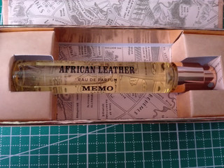 Deko Flakon Memo African Leather 10ml mit OVP | Für Sammler Miniatur Vitrine