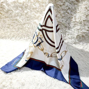 Gucci Foulard Carré en Soie ''Emboîté G Sherry Line'' Marine de JP 47224K Auth