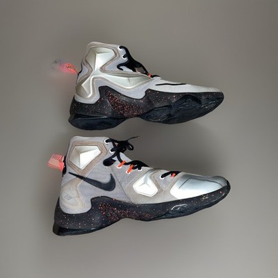 Nike LeBron 13 Rubber City Metallic Silver Mens Size 10 Shoes