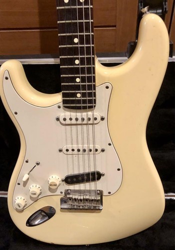 Fender USA American ST Type White LH Electric Guitar W/Hard Case Tremolo Arm - Picture 11 of 14
