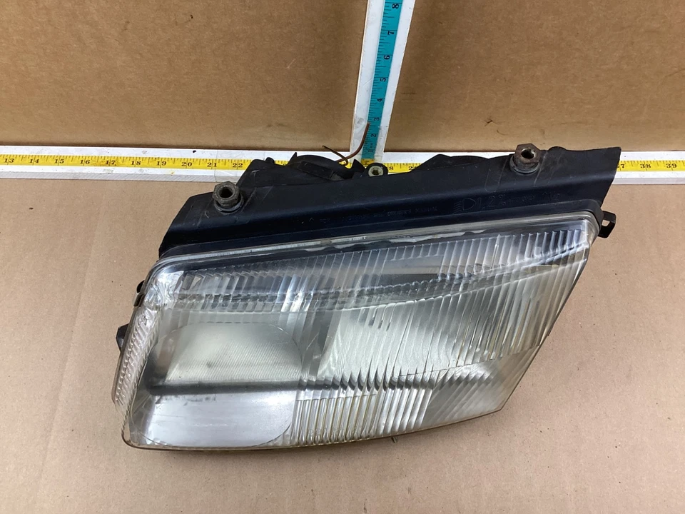 Farol lateral para motorista Volkswagen Passat 1998-2001 114-58535 fabricante de equipamento original - Imagem 2 de 4