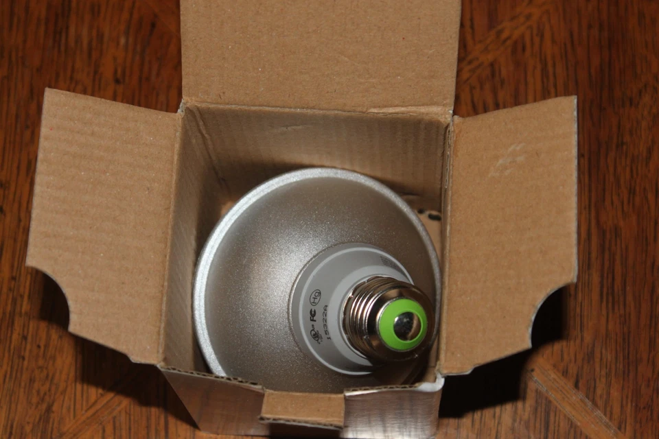 WAC Lighting 11-Watt PAR30S (Short Neck) CFL - CF11W-41-PAR30S - 4100K - NEW - Image 2 of 2