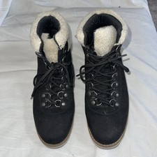 White Mountain Black Snow Boots Size 7 (G3)