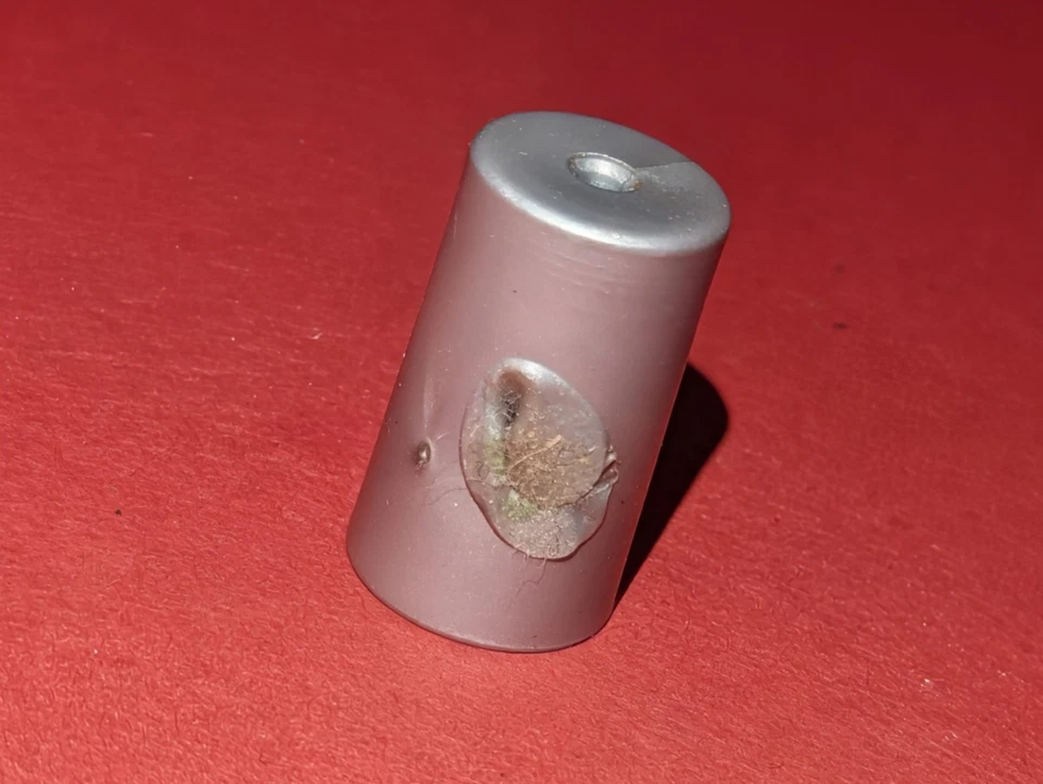 Vintage Star Wars Dagobah Playset R2-D2 Cilindro de Levitação Parte 1980 Kenner - Imagem 3 de 3