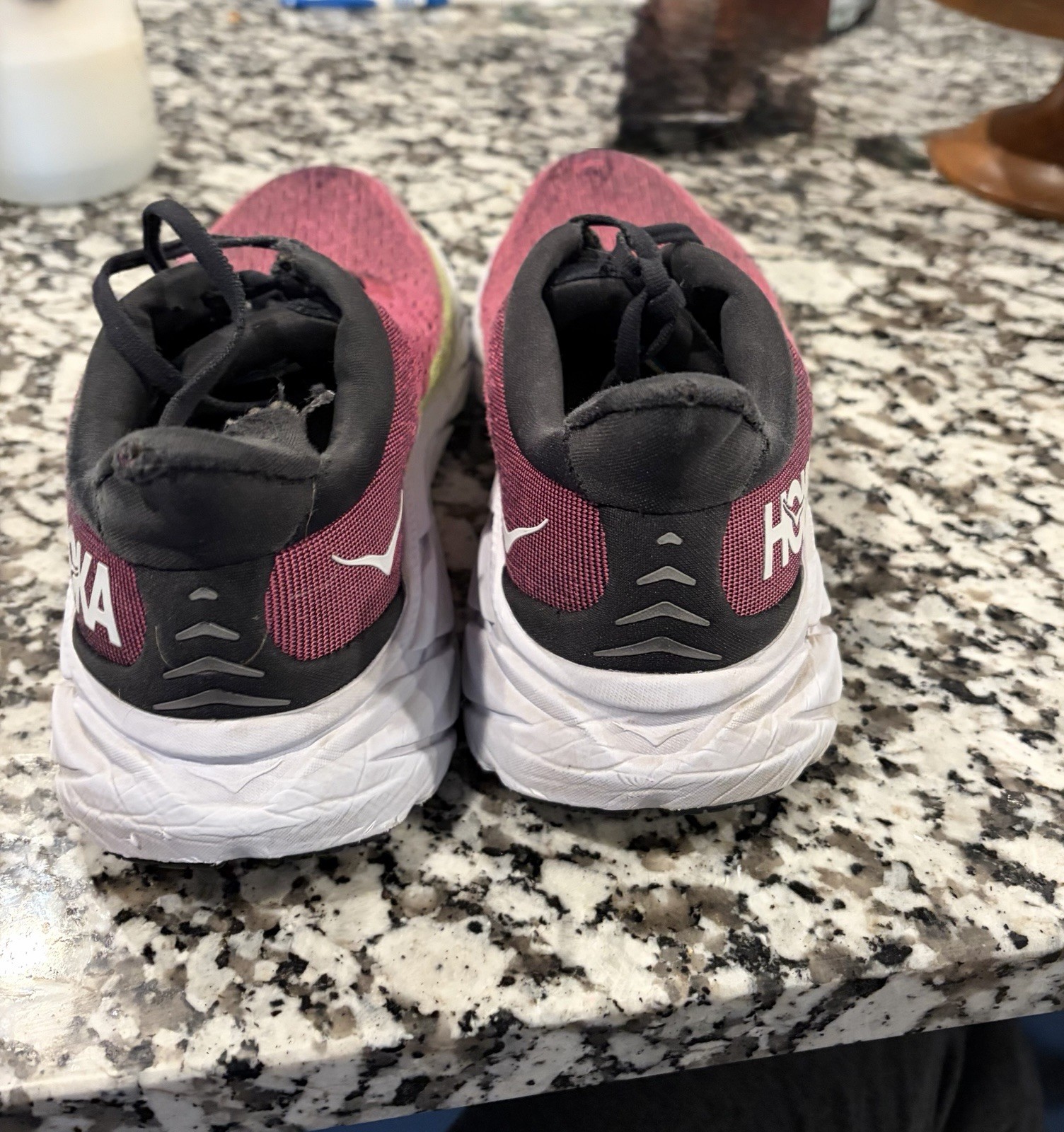 Hoka One One Women's Clifton 8 Running Shoes Pink, Size 9 thumbnail 3