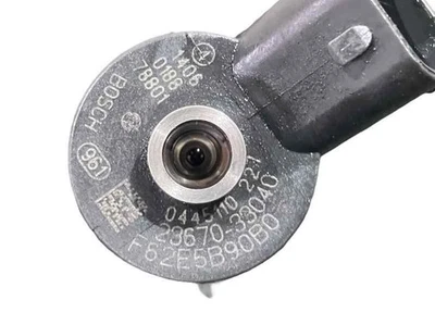 2367033040 injecteur TOYOTA AURIS 1.4 TURBODIESEL 2367039105 0445110227 119404 - Photo 1/4