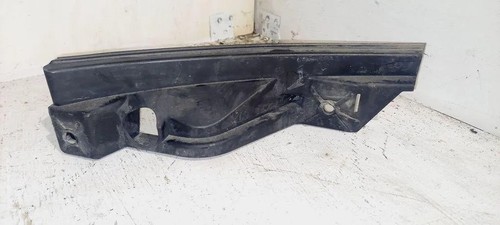 VW TOURAN 1T1, 1T2 Stoßstangenhalter vorne links 1T0807889A 2.00 31439928