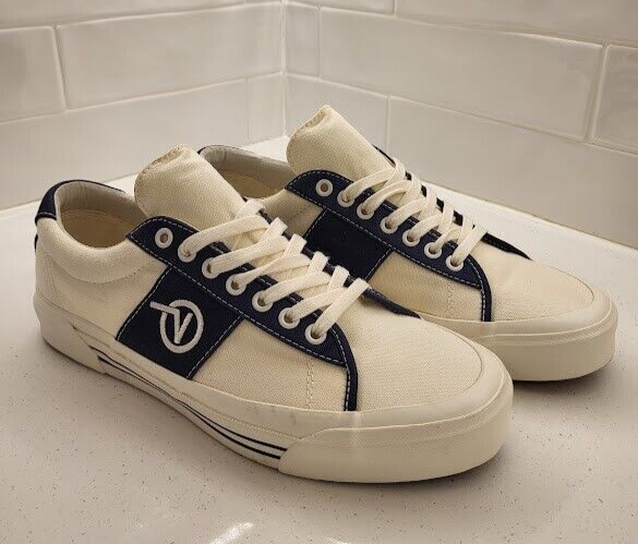 Vans Vault Sid OG LX White Navy Canvas Size Mens worn once Great