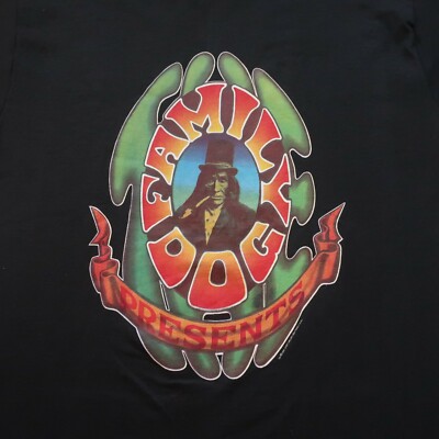 Vintage USA製 1995 A Family Affair TShirt Vintage 1995 The Family Dog Presents Tshirt Made in USA Single