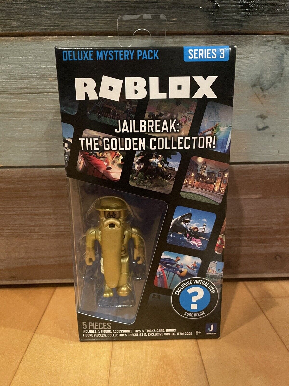  Roblox Action Collection - Jailbreak: The Golden Collector! +  Two Mystery Figure Bundle [Includes 3 Exclusive Virtual Items] : Toys &  Games