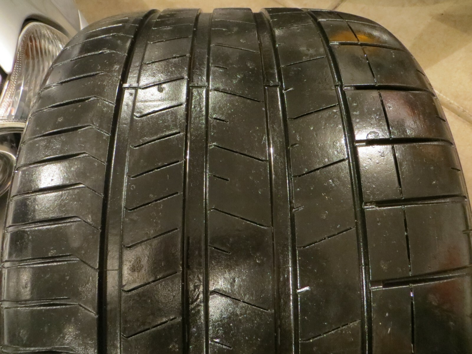 ALMOST NEW 1 ONE PIRELLI P ZERO PZ4 L LAMBORGHINI 355/25ZR21 107Y 355 25 21 2173