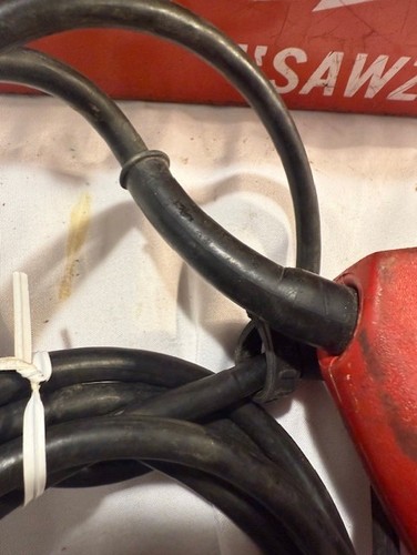 Milwaukee Sawzall 6508 Corded Reciprocating Saw + Metal Case + manual - Picture 5 of 16