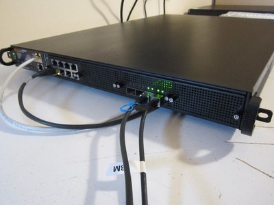 PfSense: 10x1Gb, 4x10Gb, 20 Cores, 32GB RAM, 256GB NVMe, AES-NI (Lanner FW-8894)