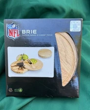 Chicago Bears Brie Cutting Board and Cheese Tools