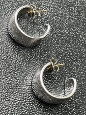 Vintage Small Silver Tone Metal Hoop Earrings