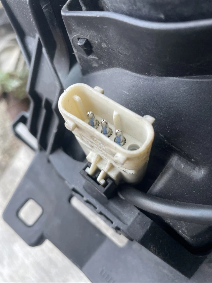 Land Rover Range Rover 2003-2005 pasajero derecho derecho xenón faros HID fabricante de equipos originales Foto 4 de 4