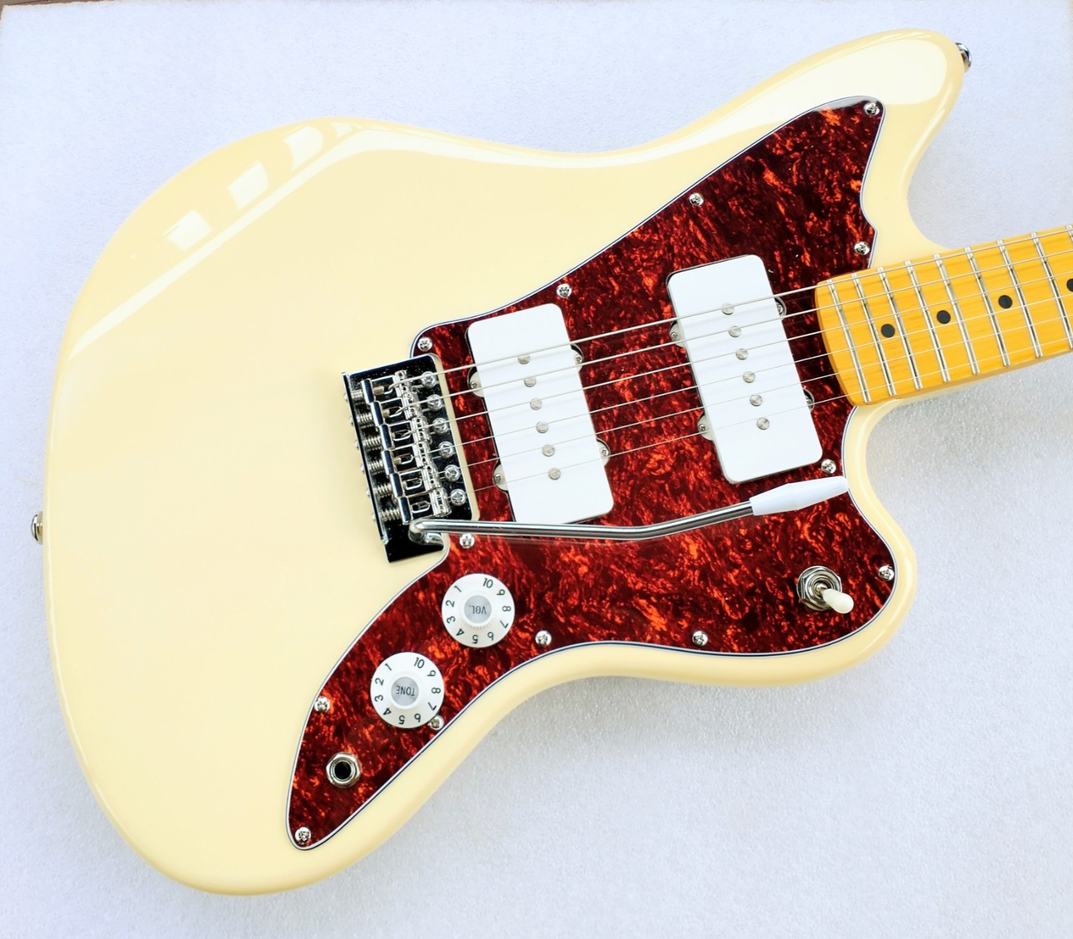 Custom JAZZMASTER style Guitar w/FENDER JM PICKUPS Olympic White *LOOK AT THIS!