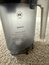 Vitamix Advance 32 oz. Clear Tritan™ Copolyester Blender Jar with Lid