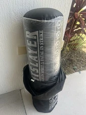 Outslayer 100lb Heavy Bag – New & Unused, Minor Cover Damage – USA Made