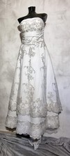 Beautiful layered wedding dress size 12 preowned
