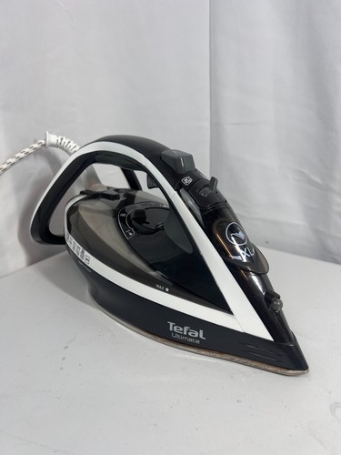 Tefal Turbo Pro Anti‑Scale FV5675 Steam Iron – 2800W, Durilium, Anti-Calc - Picture 7 of 8