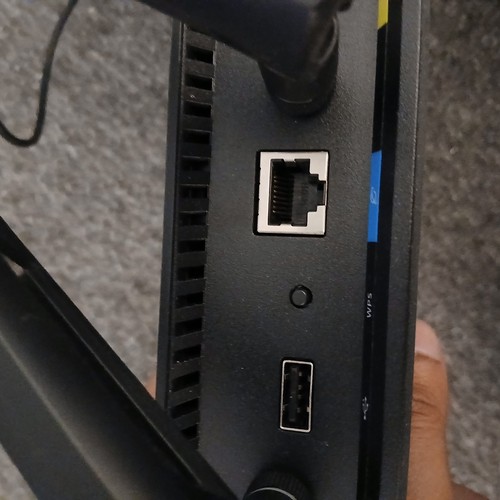 ASUS RT-AC87U AC2400 4x4 Dual Band Wireless Wi-Fi Gigabit Router 2.4GHz 5.0GHz - Picture 9 of 11