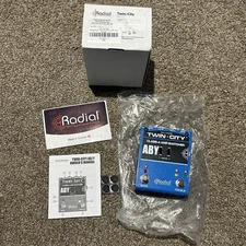 Radial Engineering Tonebone Twin City Bones Active ABY Amp Switcher R800 7115