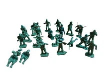 Toy Soldier Figures Vintage Plastic Lot Of 24 Green 1.5”