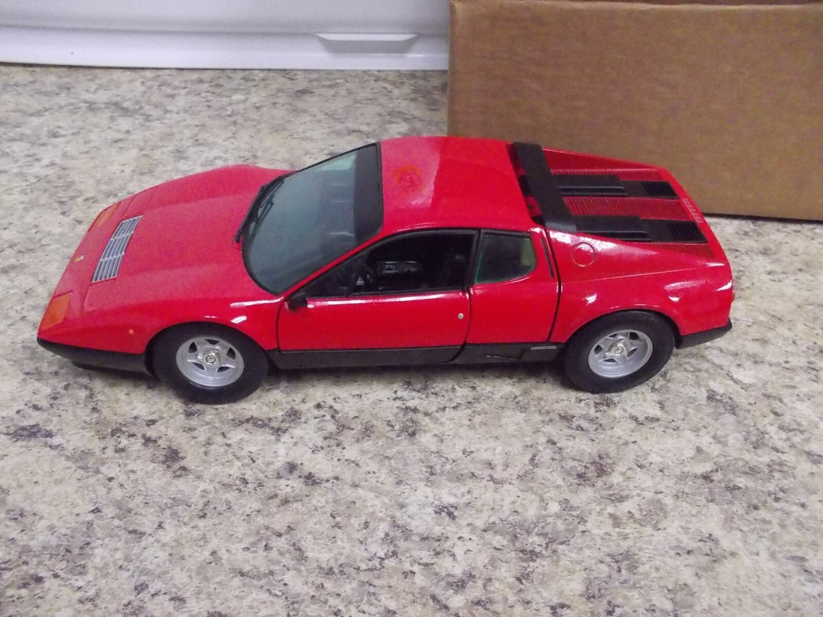Ferrari 512 BB 1976 赤 1976-Ferrari-512-BB-via-