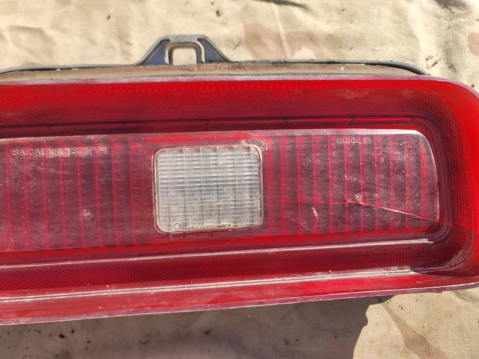 Chevy Chevelle Malibu 1974 clásico Laguna luz trasera derecha derecha OEM Foto 3 de 4