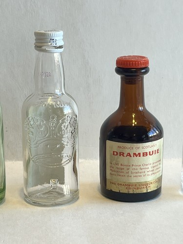 Lote de mini botellas de licor vintage - variedad de marcas - Imagen 23 de 24