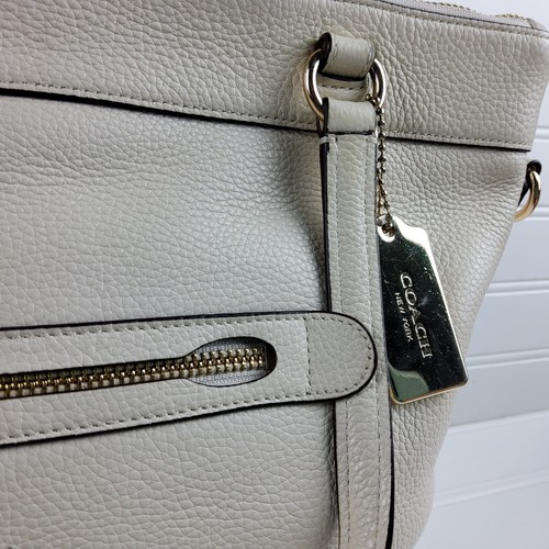 Coach F54687 Pebbled Leather Tyler Large Shoulder Bag Handbag Purse - Picture 3 of 12