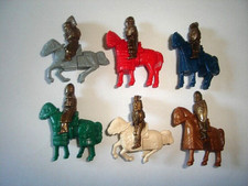METAL FIGURINES SET - KNIGHTS WITH HORSES BRASS - KINDER SURPRISE MINIATURES